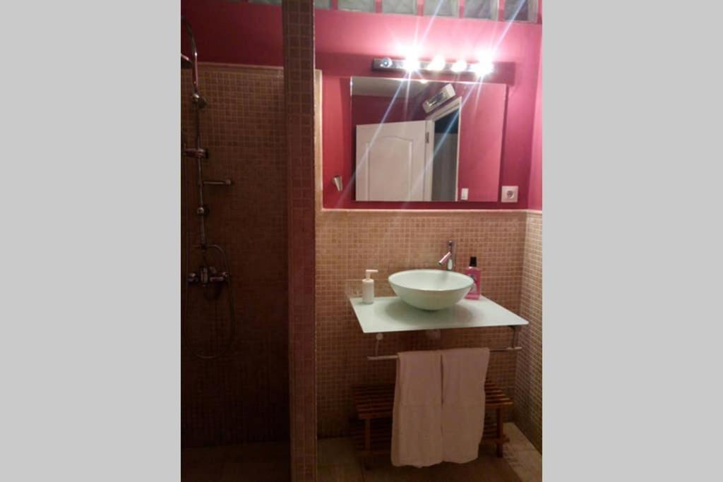 Sevilla ,Piso Completo En Buena Zona,Wifi Y Aparcamiento מראה חיצוני תמונה