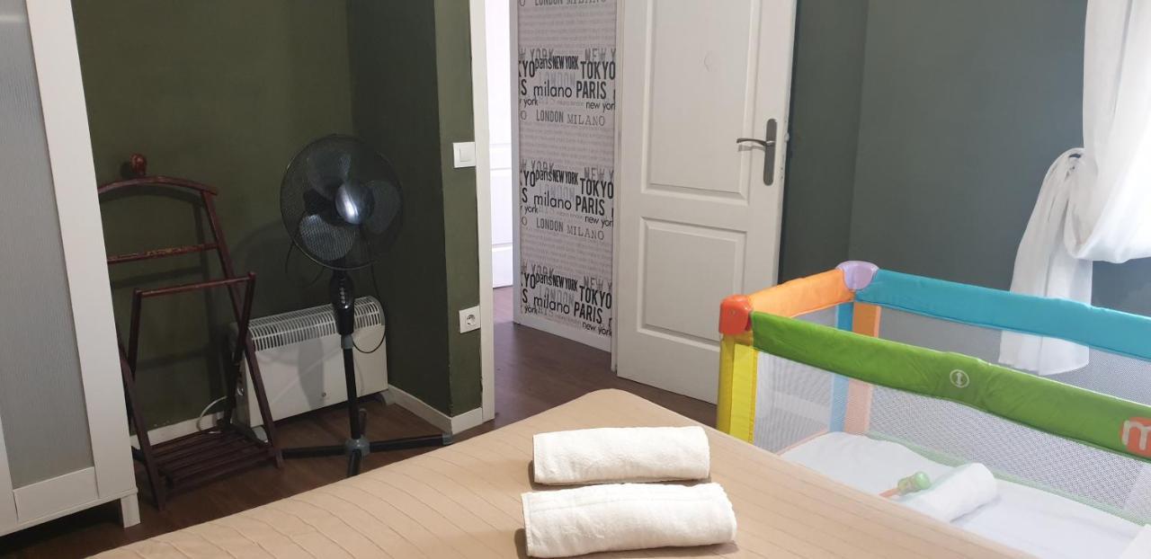 Sevilla ,Piso Completo En Buena Zona,Wifi Y Aparcamiento מראה חיצוני תמונה