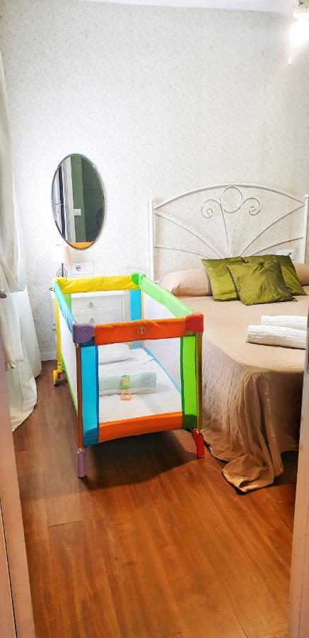 Sevilla ,Piso Completo En Buena Zona,Wifi Y Aparcamiento מראה חיצוני תמונה