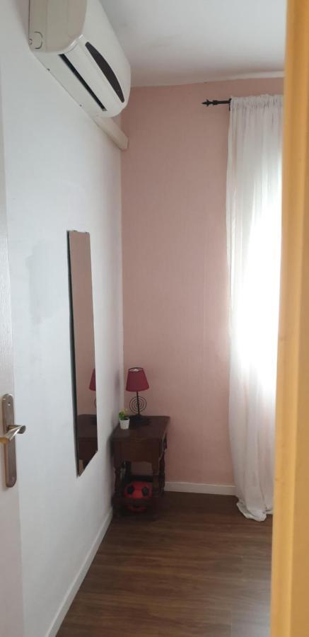 Sevilla ,Piso Completo En Buena Zona,Wifi Y Aparcamiento מראה חיצוני תמונה